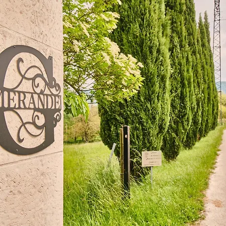 Chateau De Merande Ferienhaus *